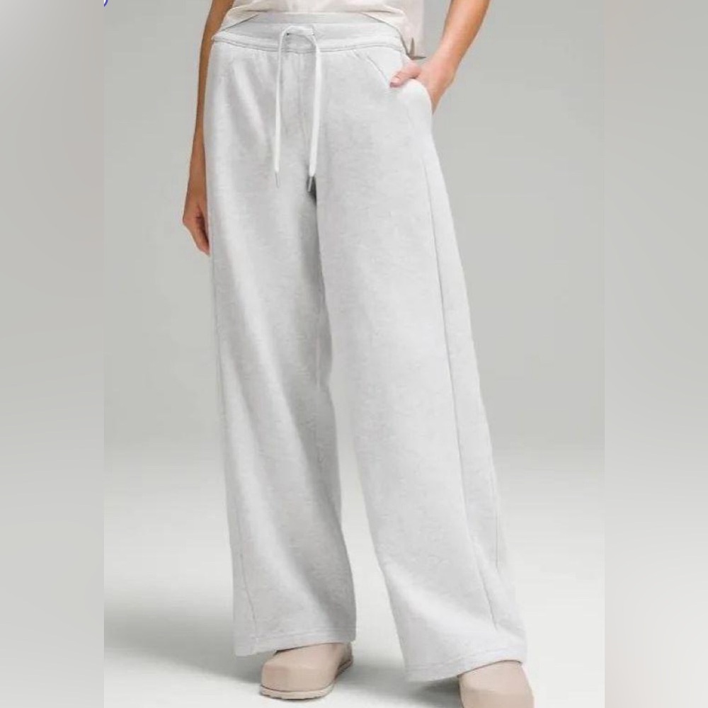 Lululemon Scuba Wide Leg sweatpants